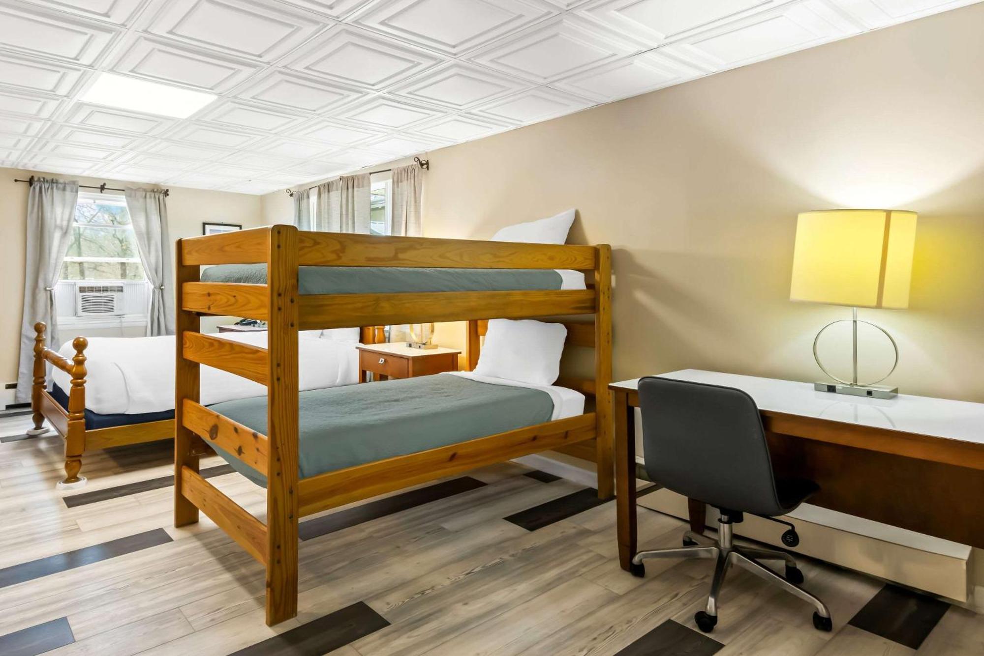 Rodeway Inn Formerly Camp Inn Lodge Oscoda Ngoại thất bức ảnh